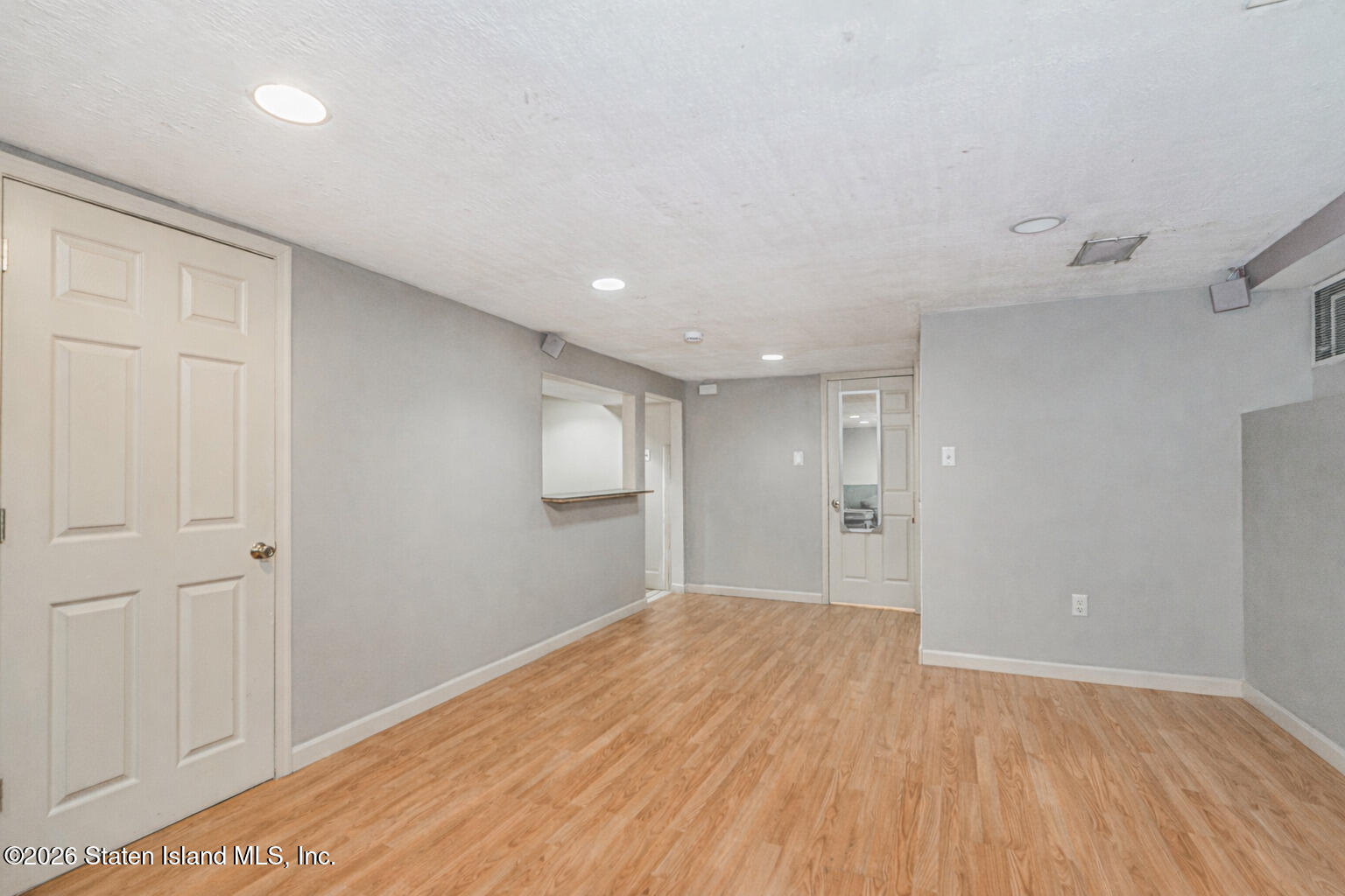 15 Bovanizer Street, Staten Island, NY, 10312 image 21