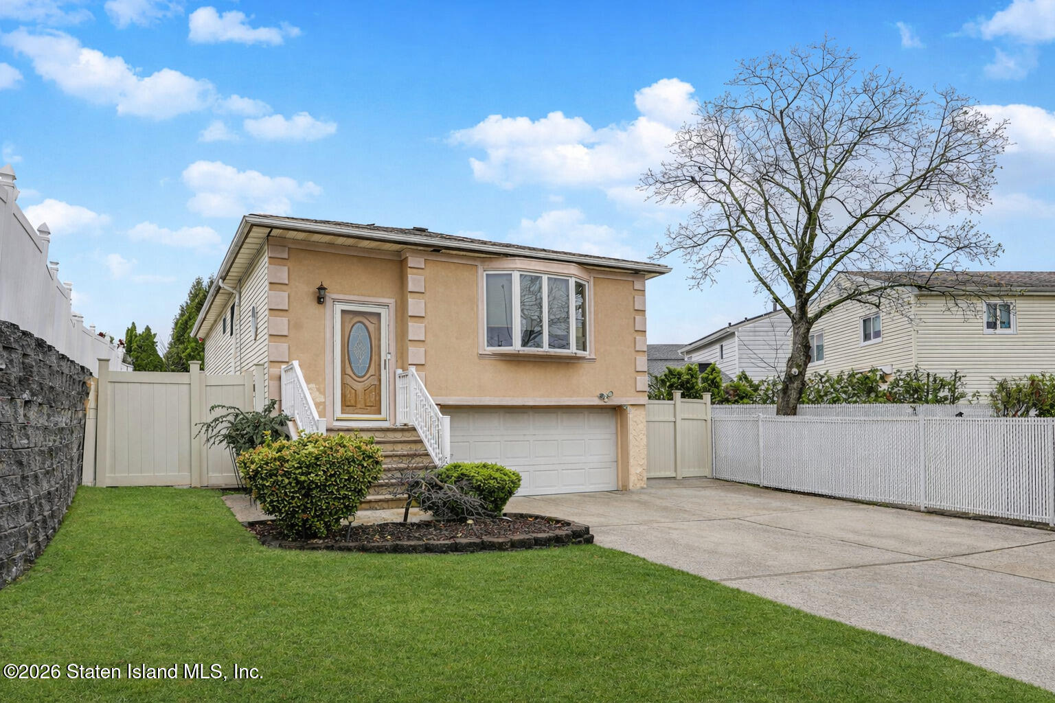 15 Bovanizer Street Image 2