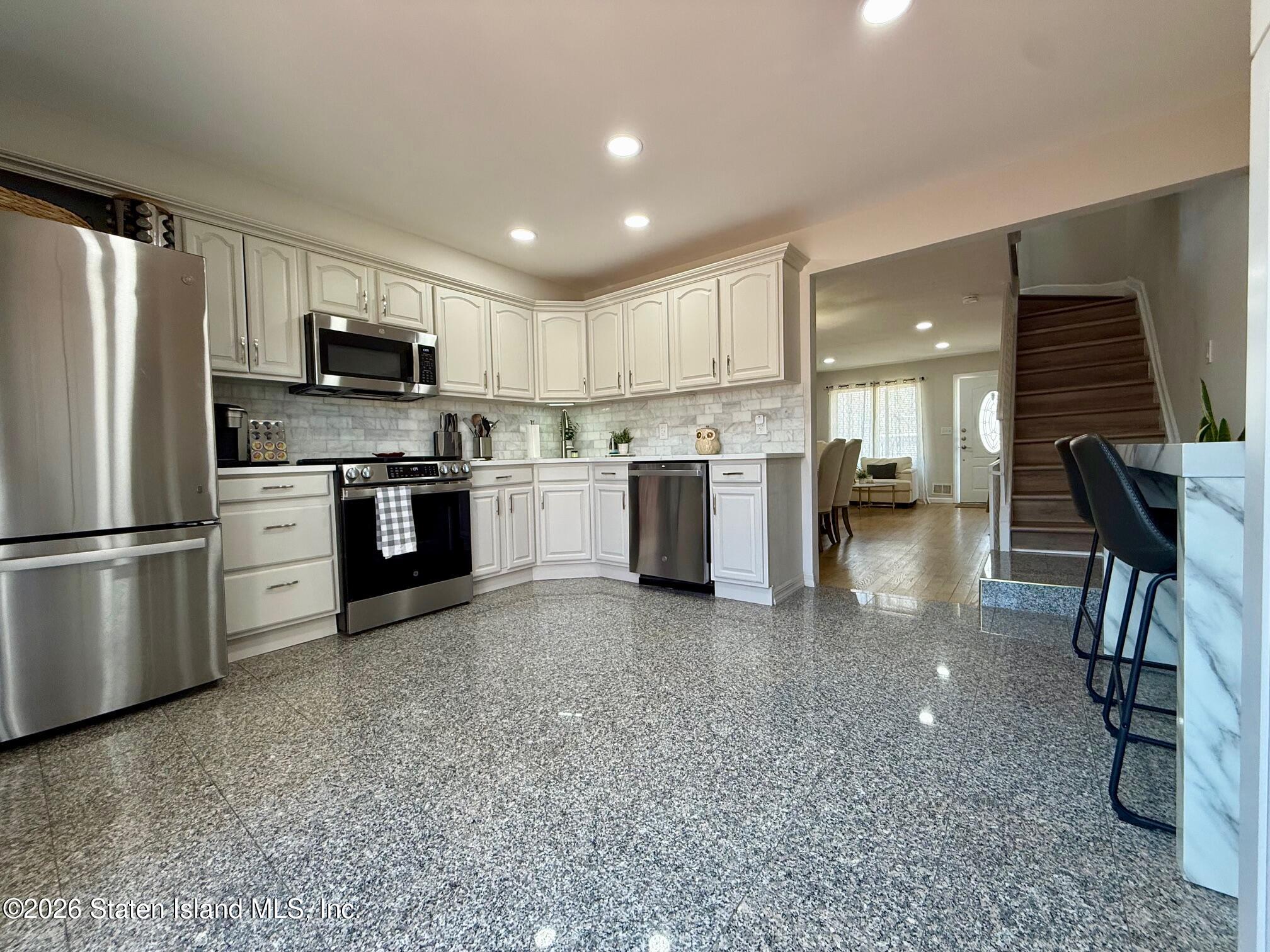 57 Country Lane, Staten Island, NY, 10312 image 7