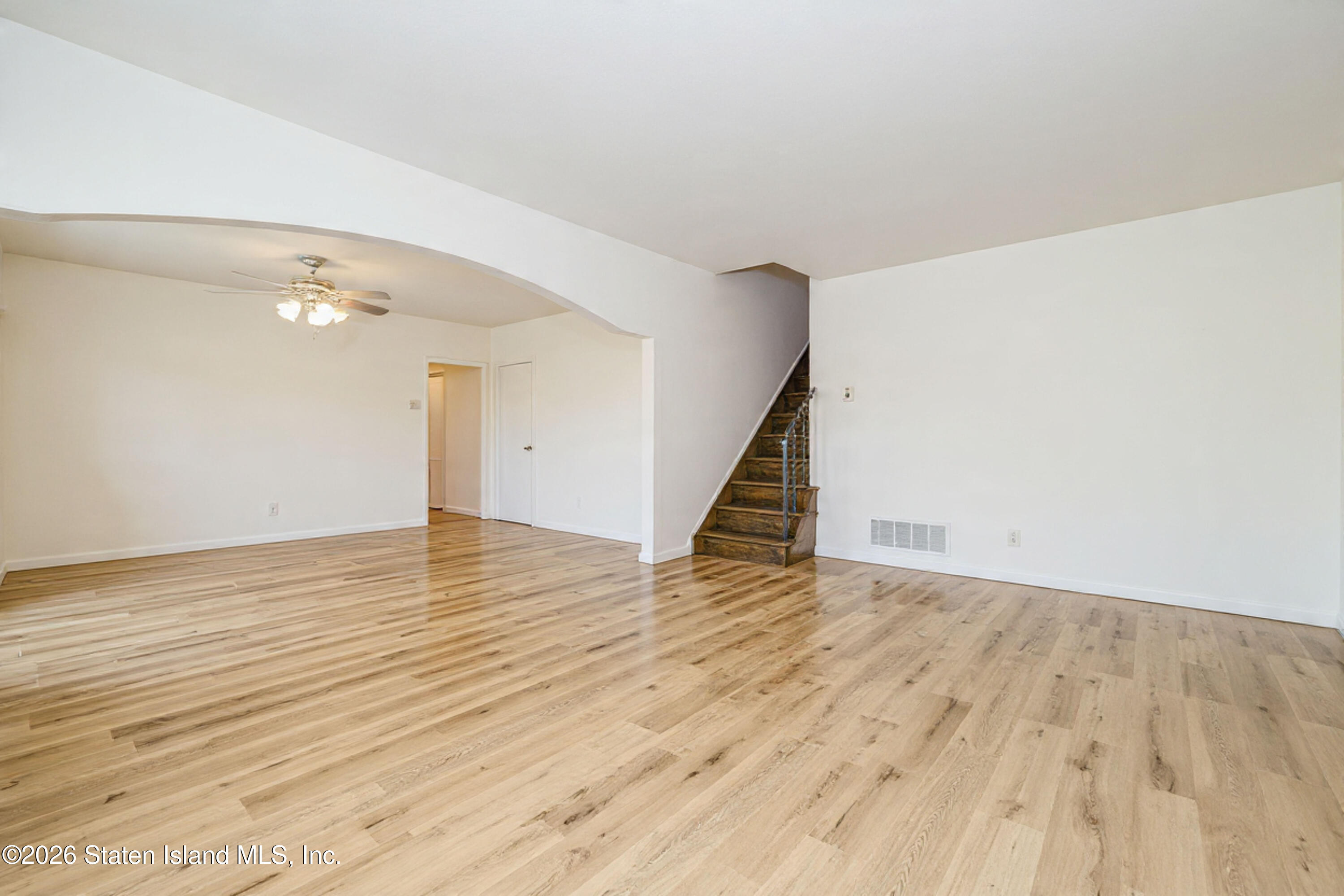 38 Plymouth Road, Staten Island, NY, 10314 image 6