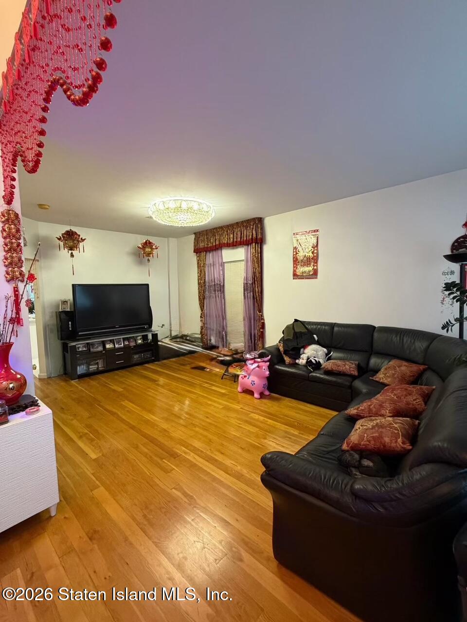 118 Guyon Avenue Image 5