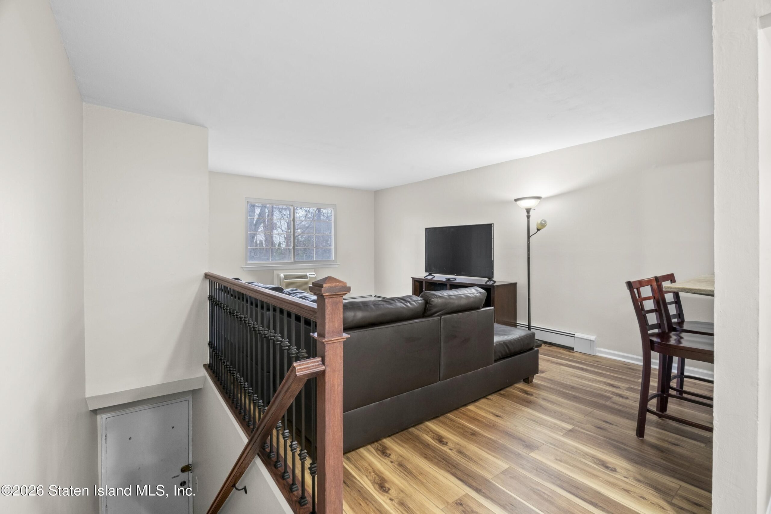 3747 Amboy Road 1b Image 4