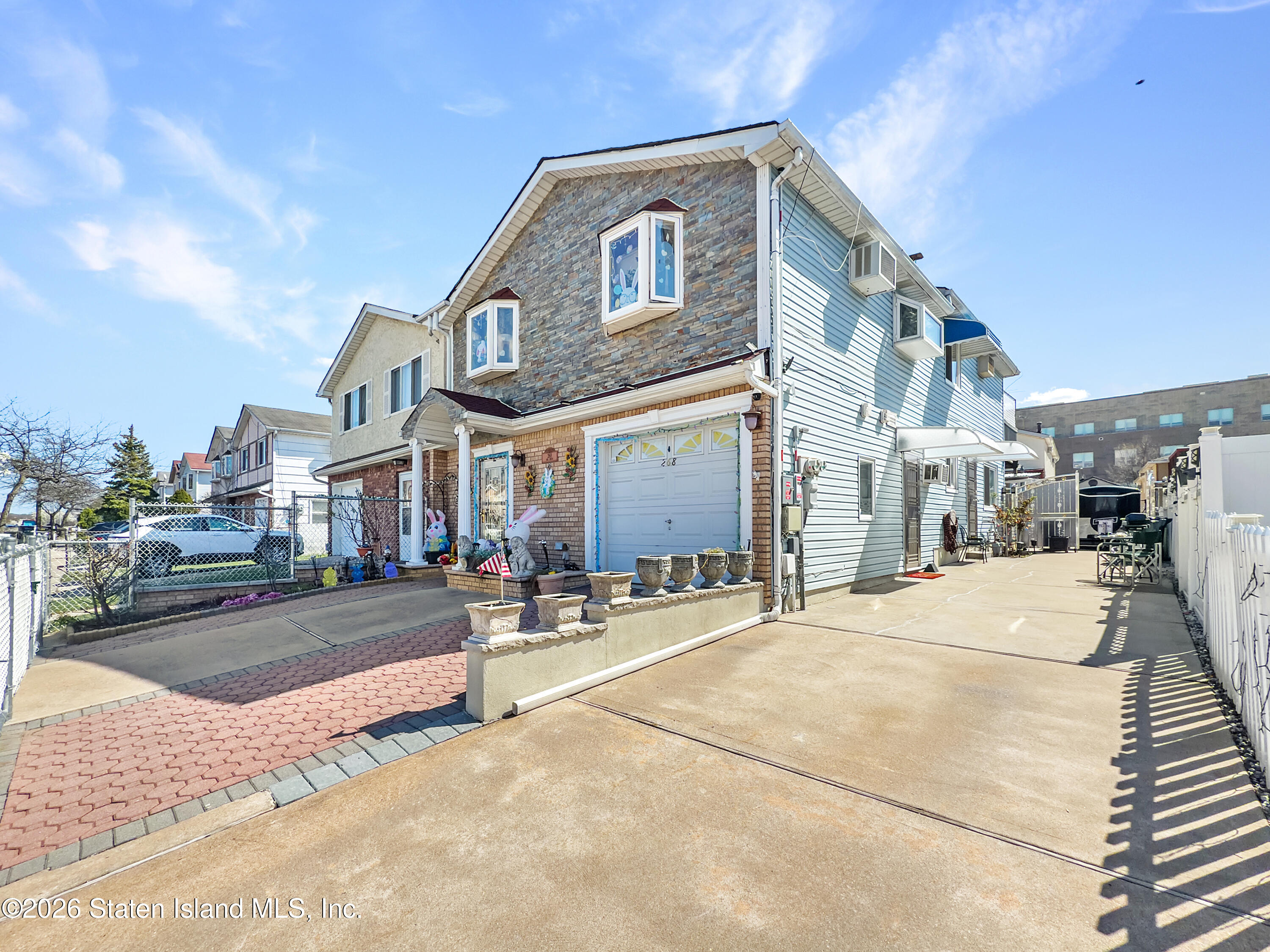 268 Ada Drive Image 3