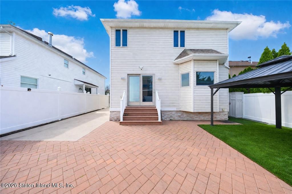 450 Ramona Avenue Image 3