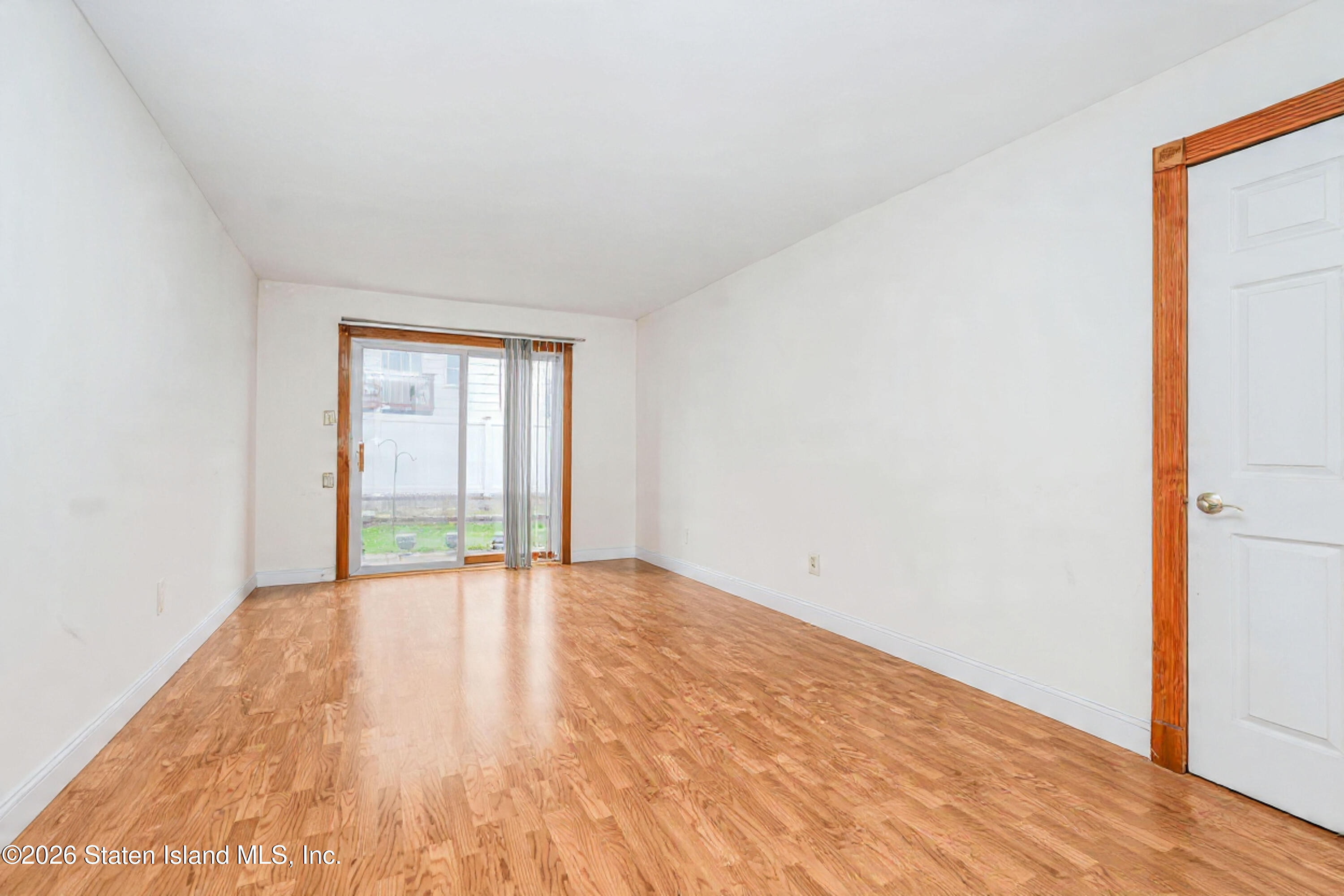 137 Laredo Avenue Image 5