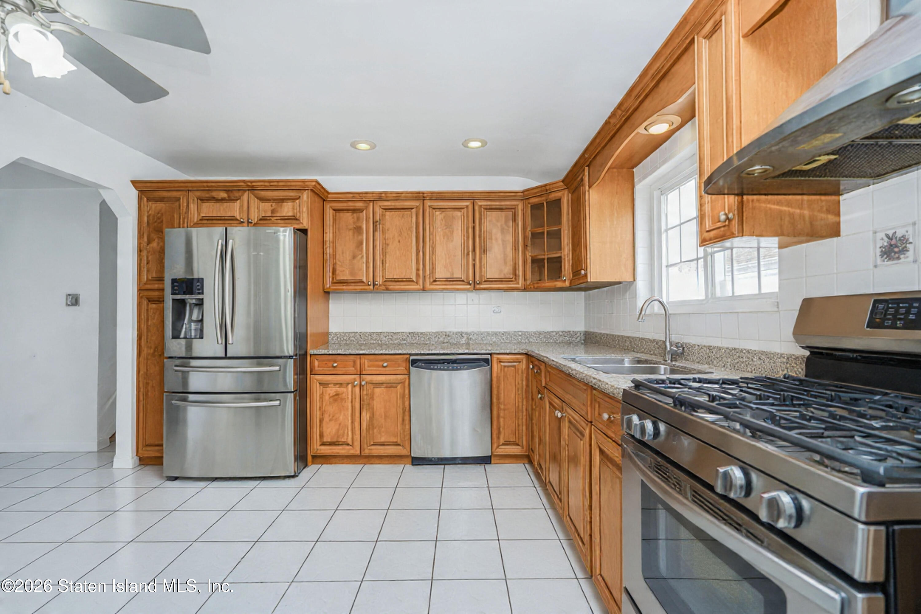 137 Laredo Avenue, Staten Island, NY, 10312 image 16