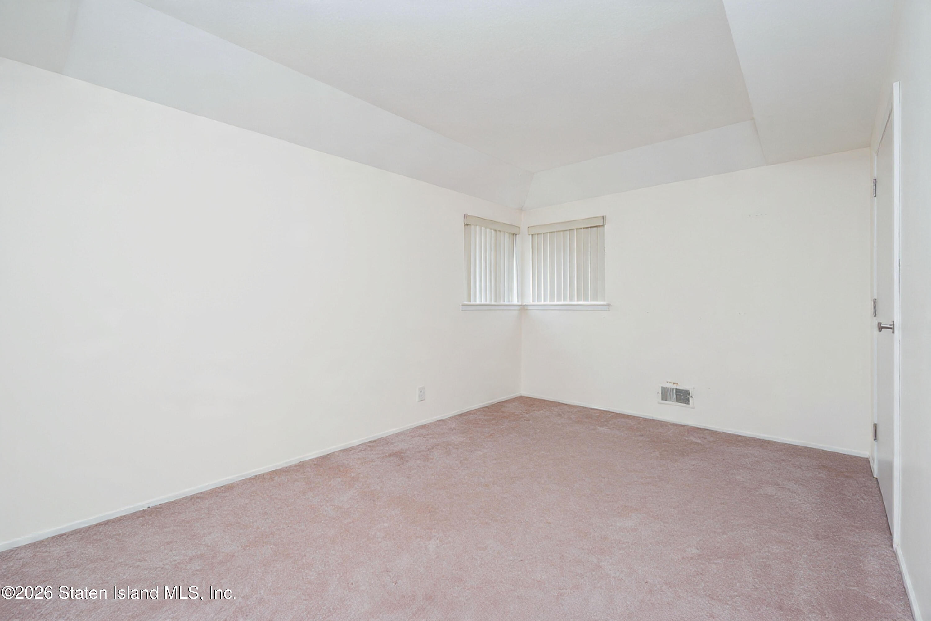 137 Laredo Avenue, Staten Island, NY, 10312 image 26