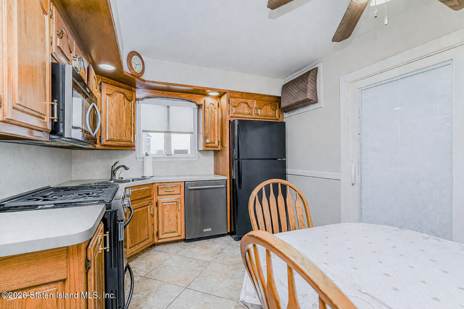 157 Keegans Lane, Staten Island, NY, 10308 image 11