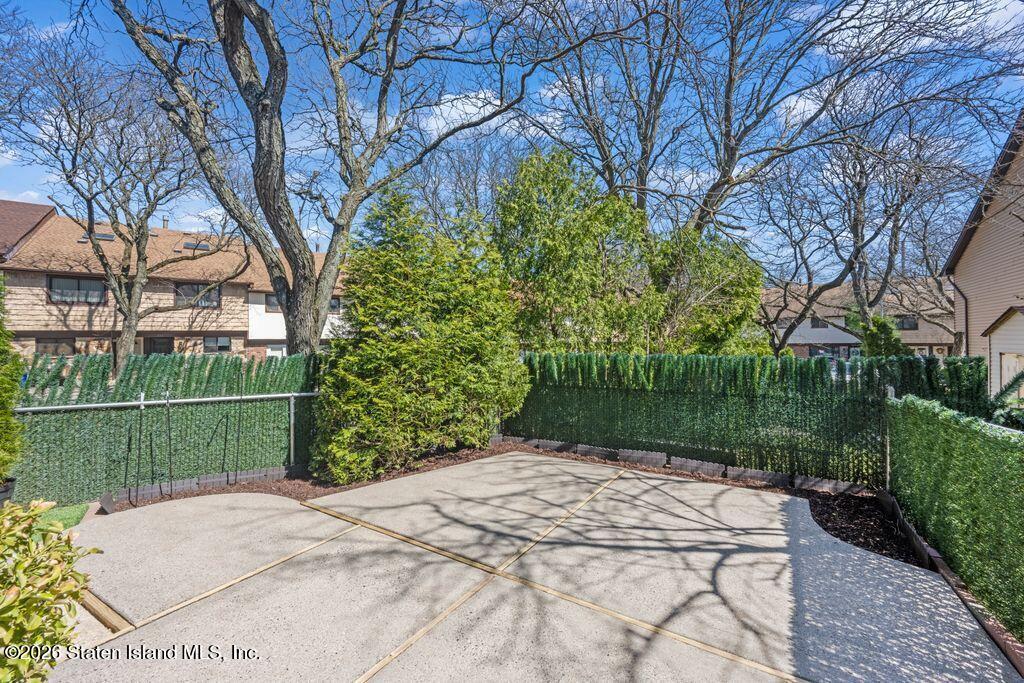 15 Hickory Circle, Staten Island, NY, 10312 image 29