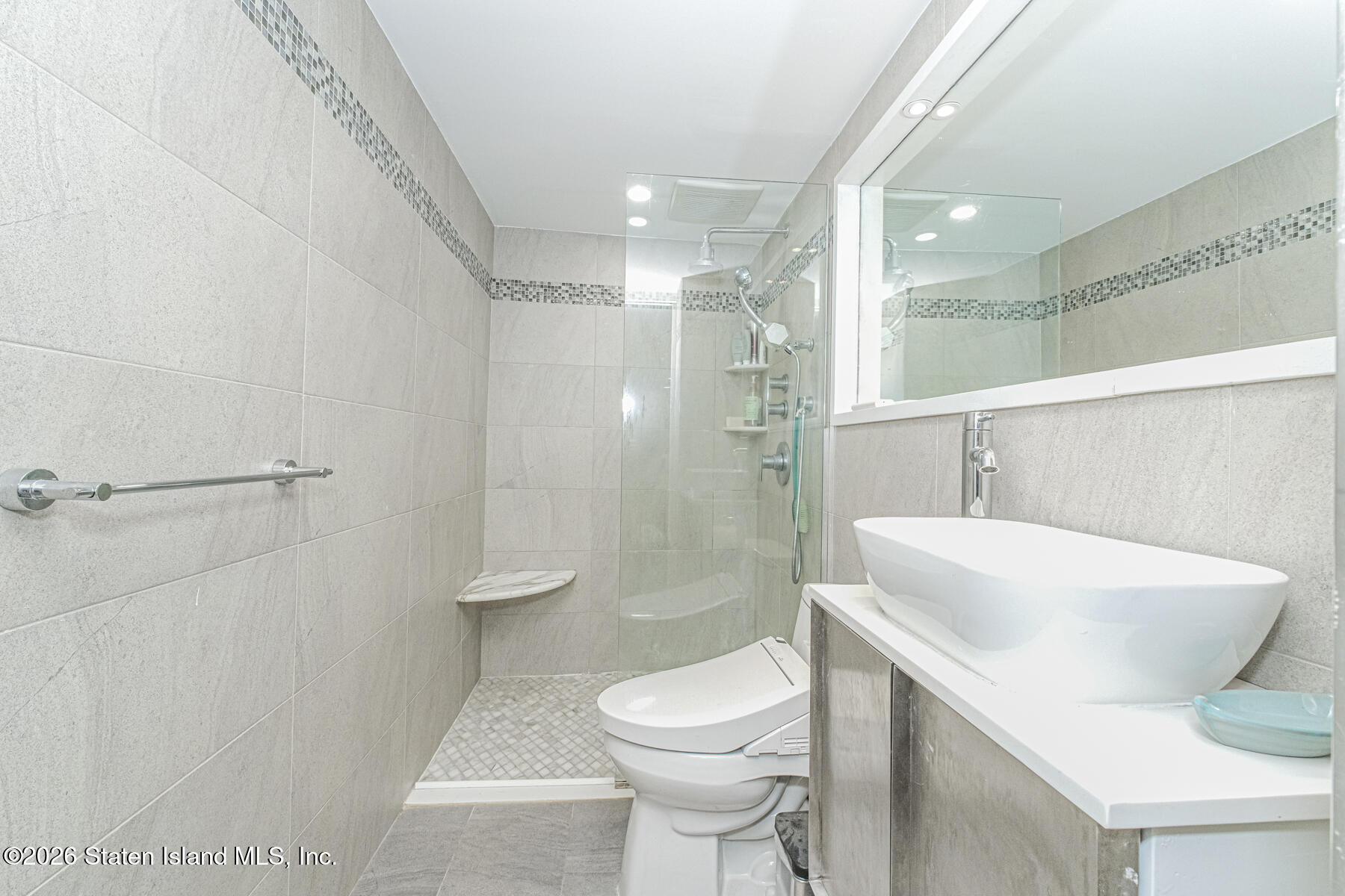 98 Robin Road, Staten Island, NY, 10305 image 24