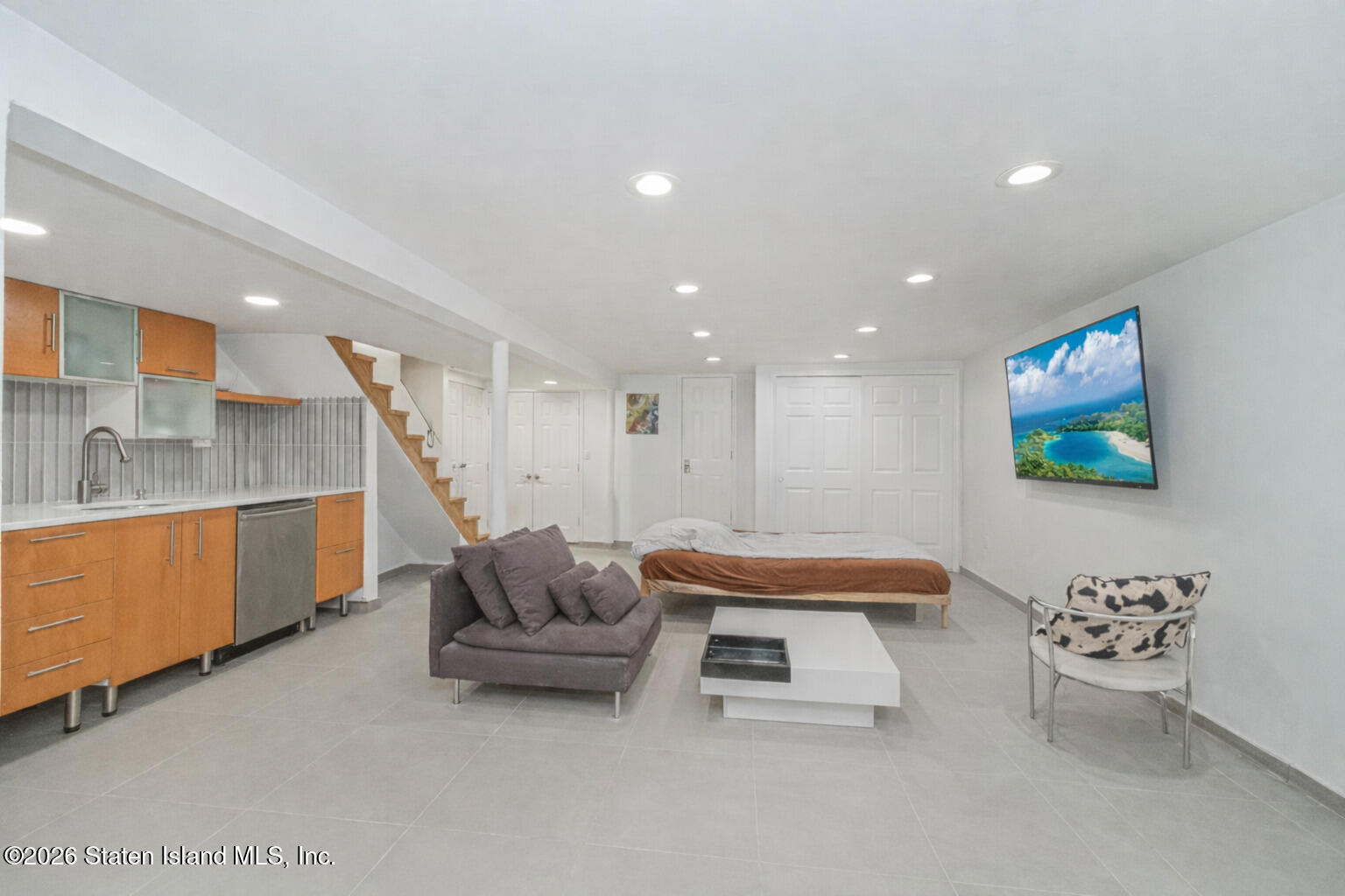 98 Robin Road, Staten Island, NY, 10305 image 22
