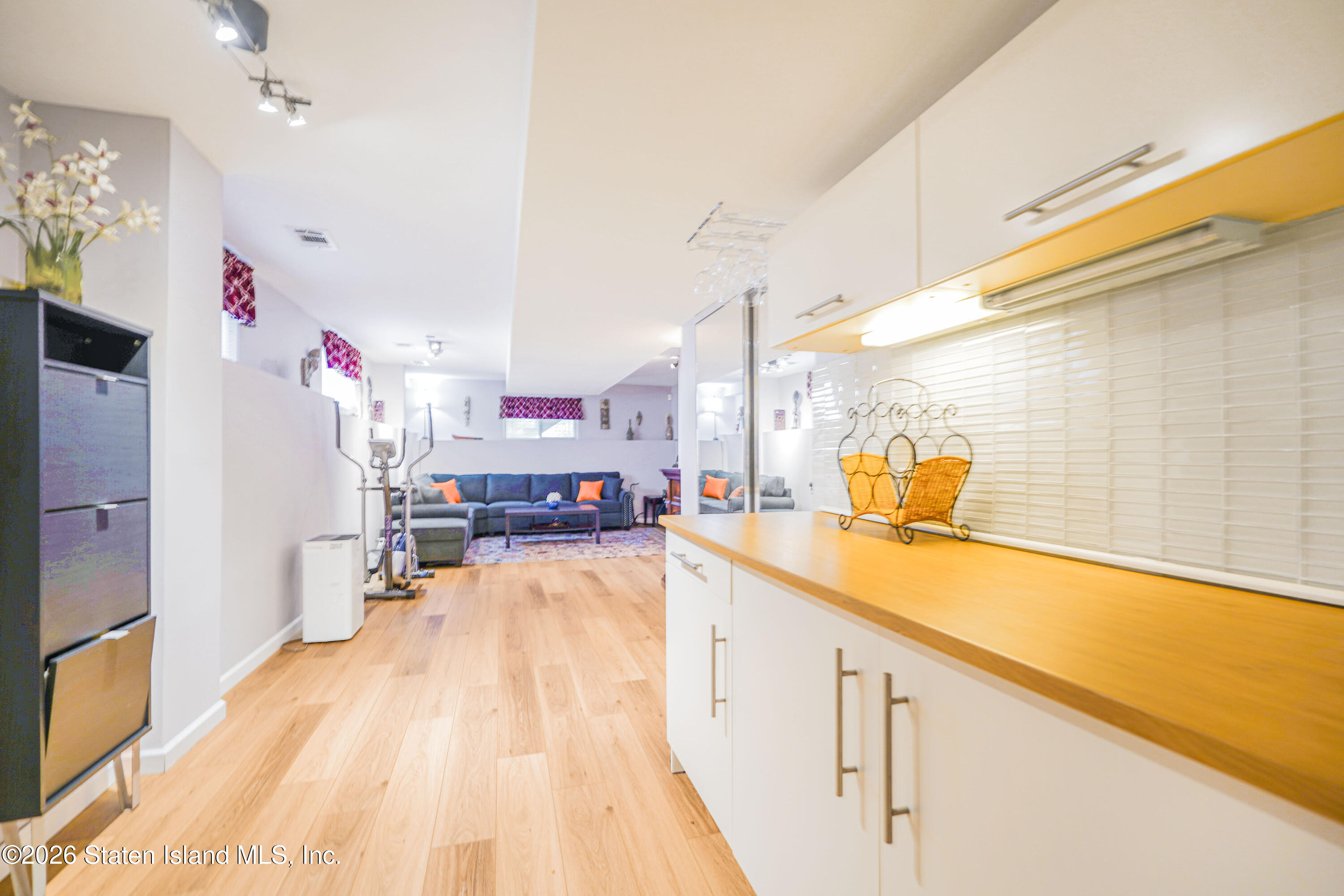234 Queen Street, Staten Island, NY, 10314 image 32