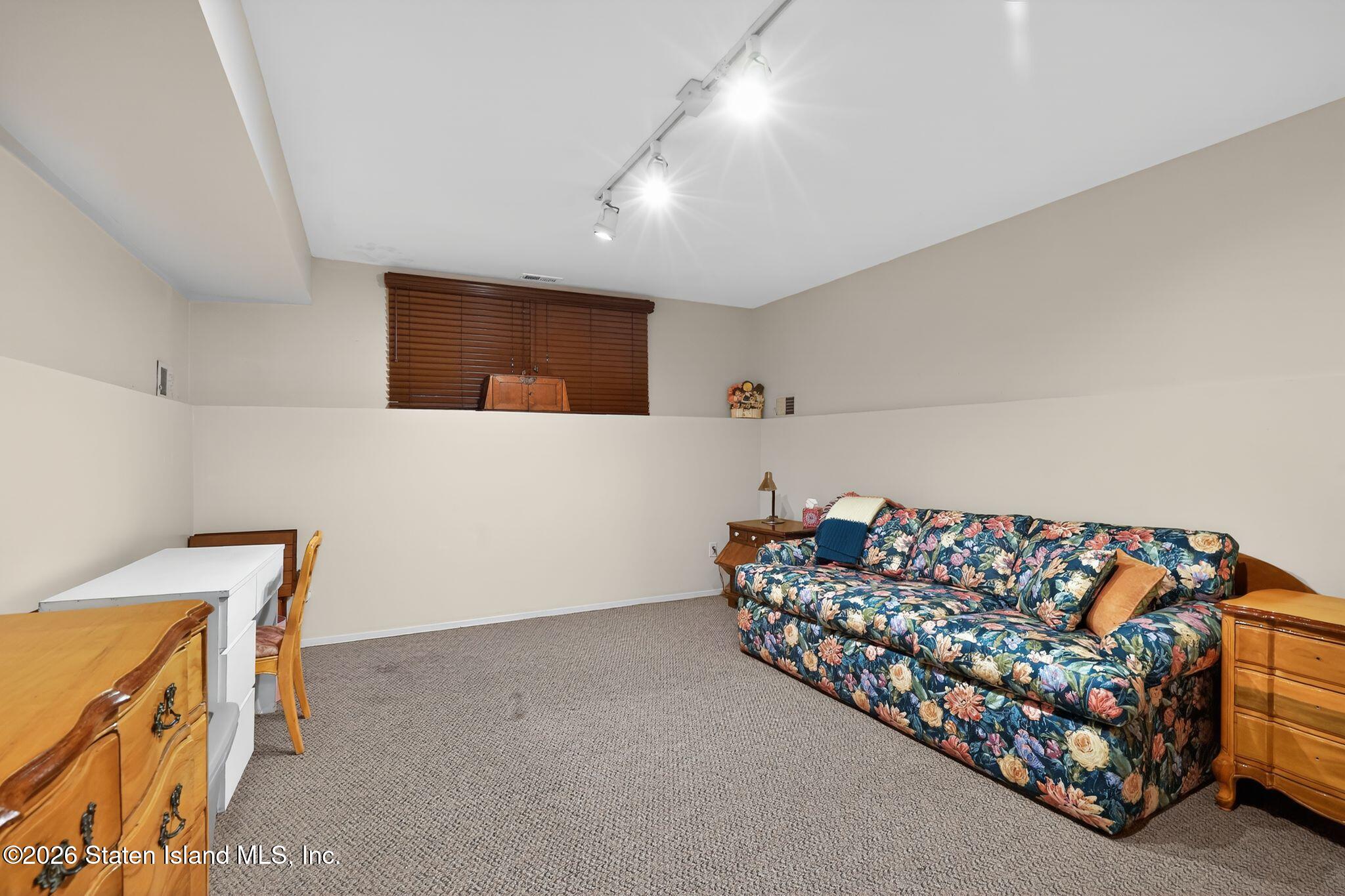 24 Eric Lane, Staten Island, NY, 10308 image 11