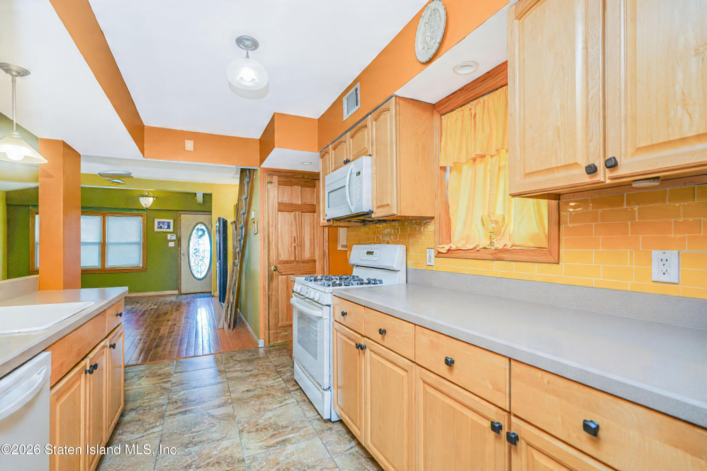 81 Winthrop Place, Staten Island, NY, 10314 image 12