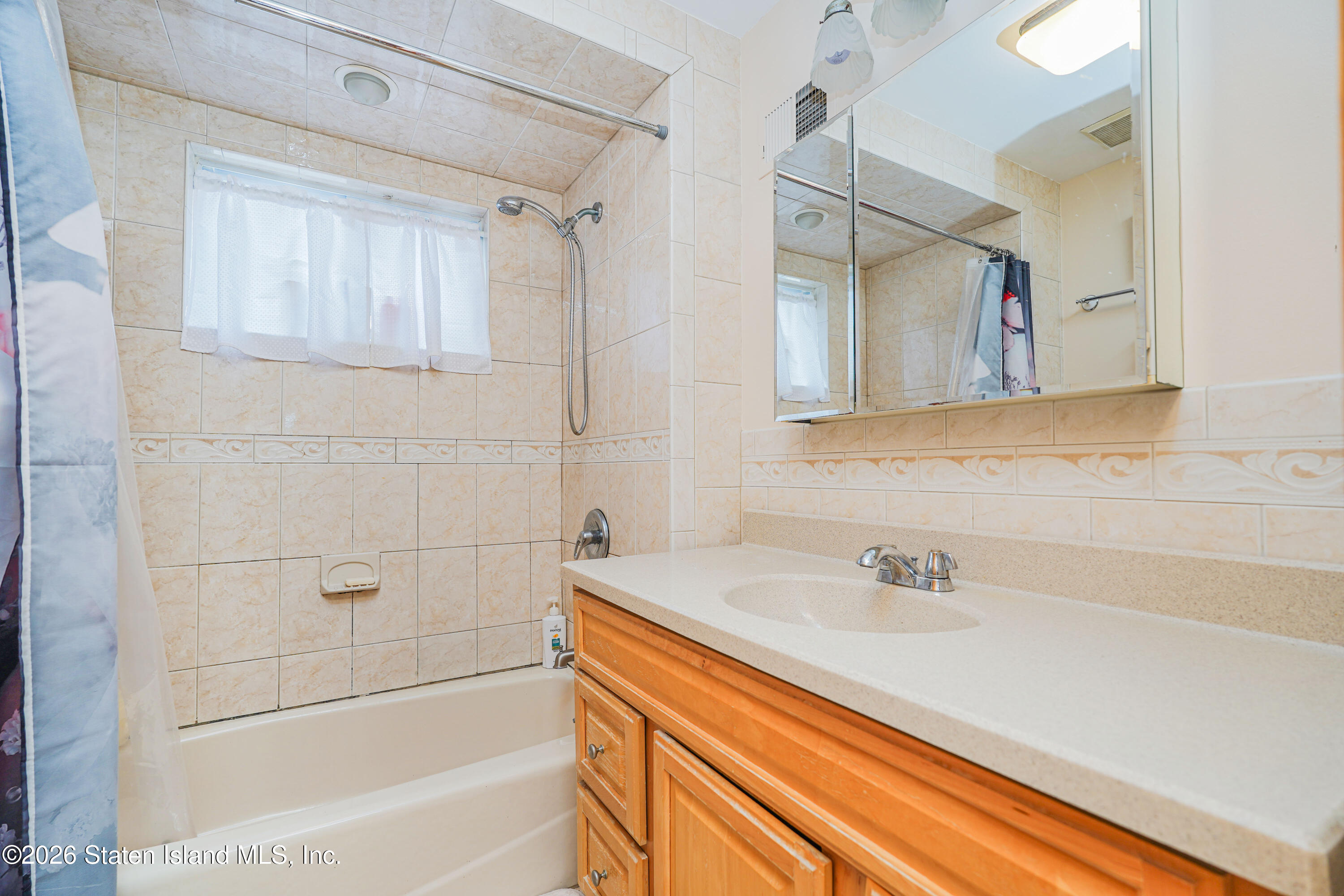81 Winthrop Place, Staten Island, NY, 10314 image 17