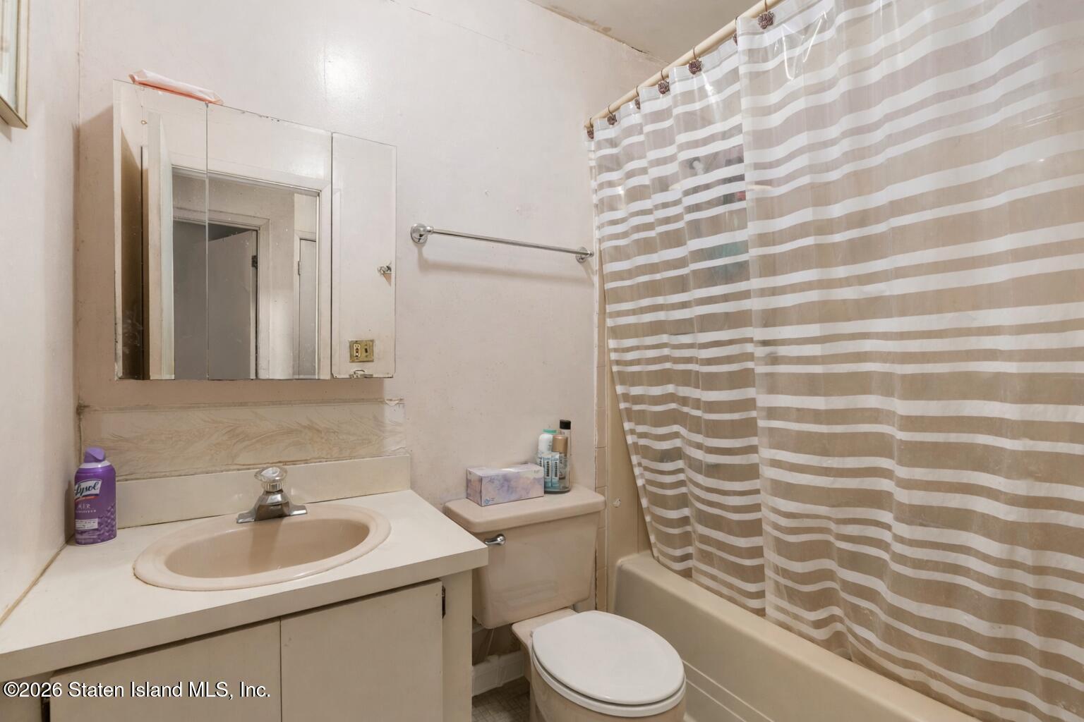 544 Lisk Avenue A, Staten Island, NY, 10303 image 19