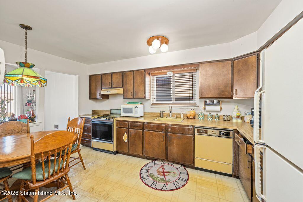 26 Manchester Drive, Staten Island, NY, 10312 image 14