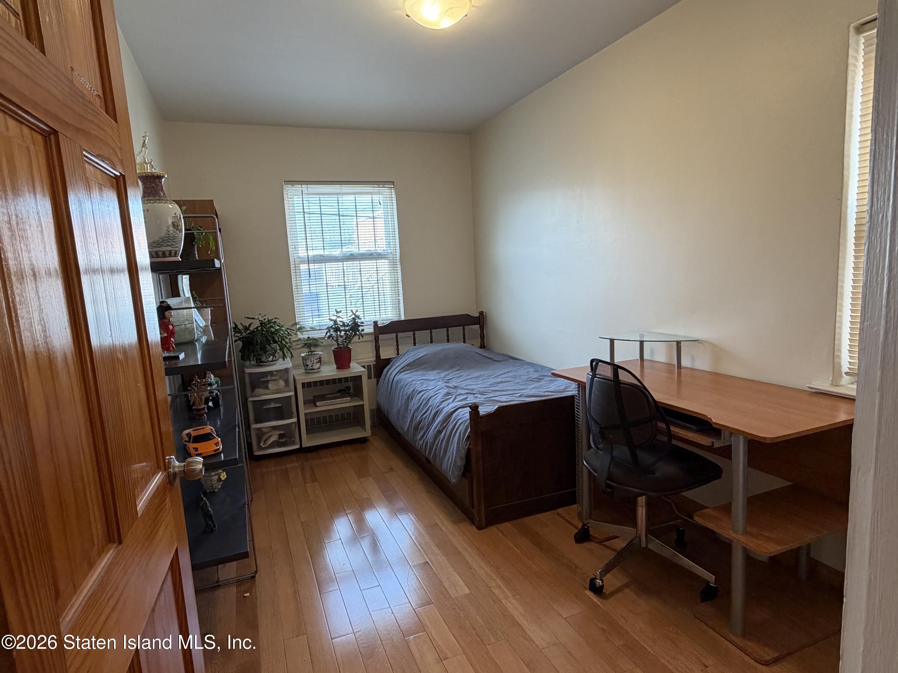 1066 E 100th Street Image 5