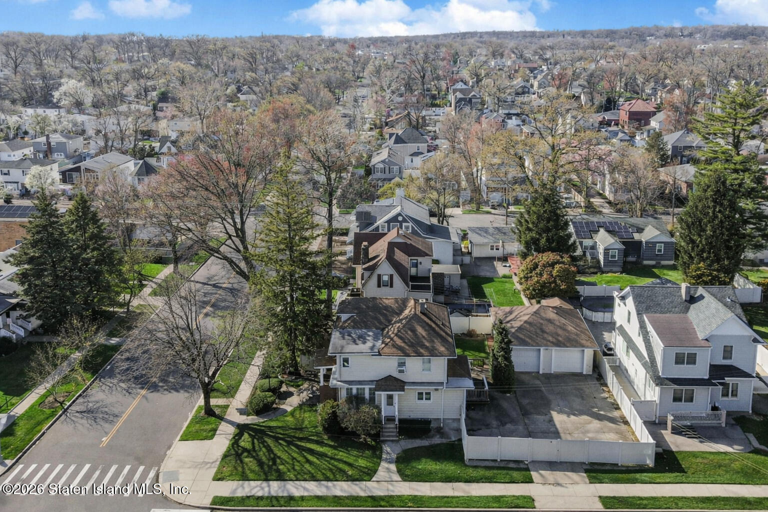 247 Guyon Avenue Image 4