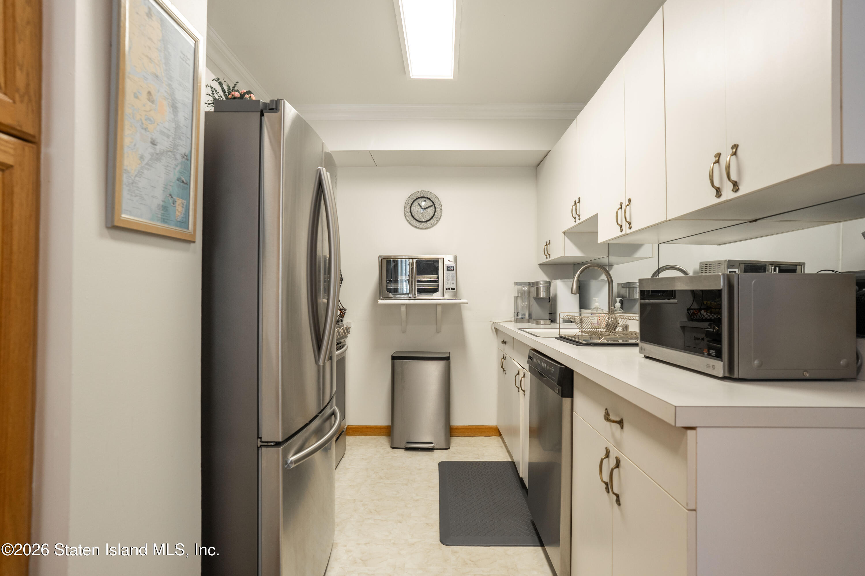 41 Country Drive, Staten Island, NY, 10314 image 13