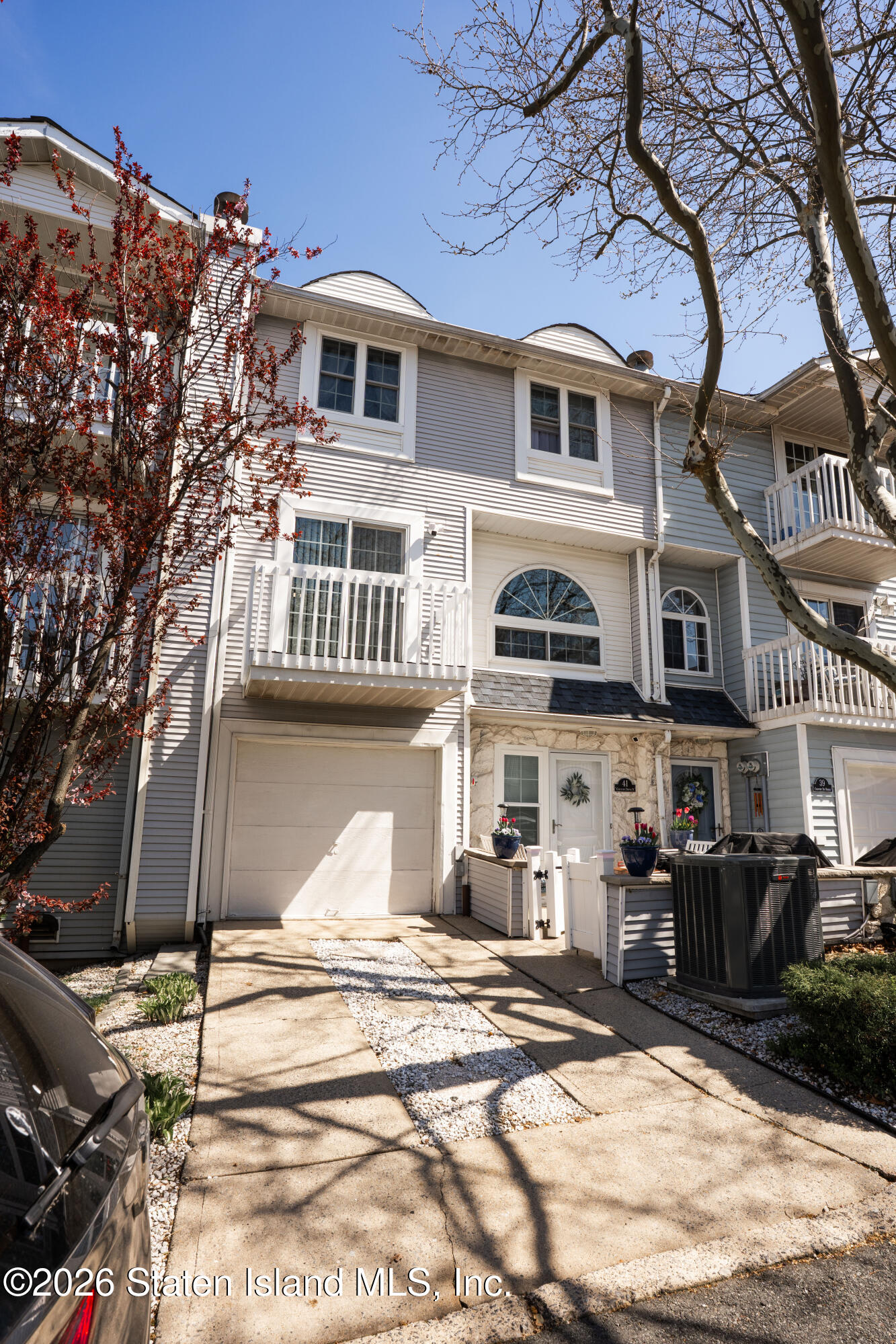 41 Country Drive Image 3