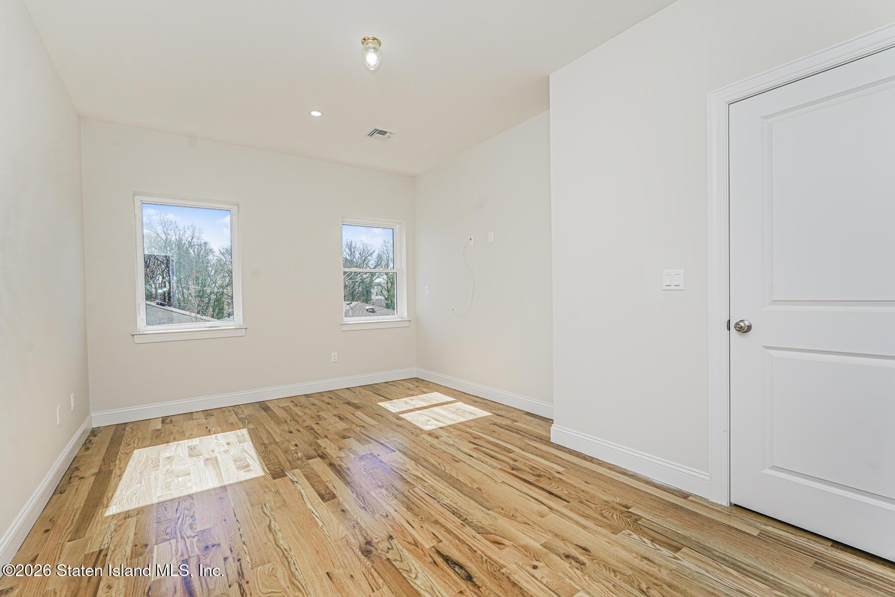 552 Drumgoole Road, Staten Island, NY, 10312 image 18