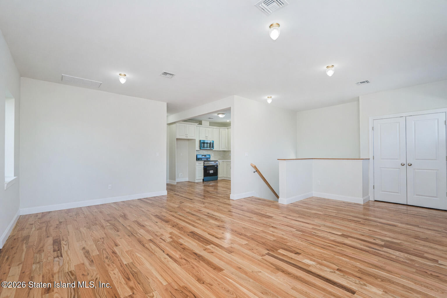 552 Drumgoole Road, Staten Island, NY, 10312 image 29