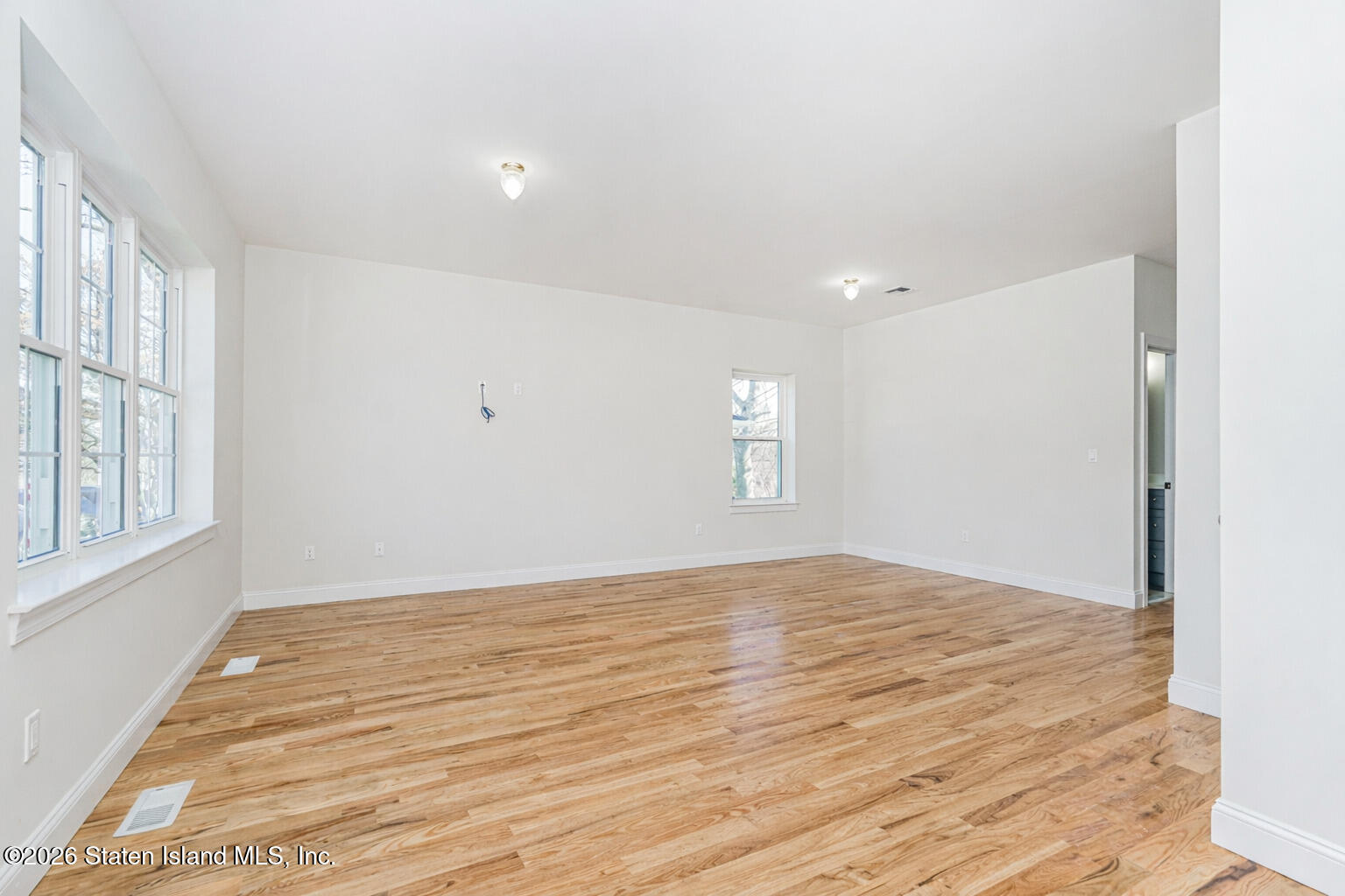 552 Drumgoole Road, Staten Island, NY, 10312 image 38