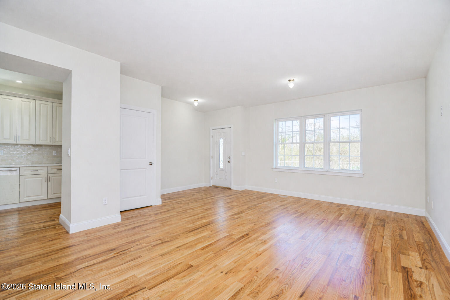 552 Drumgoole Road, Staten Island, NY, 10312 image 40