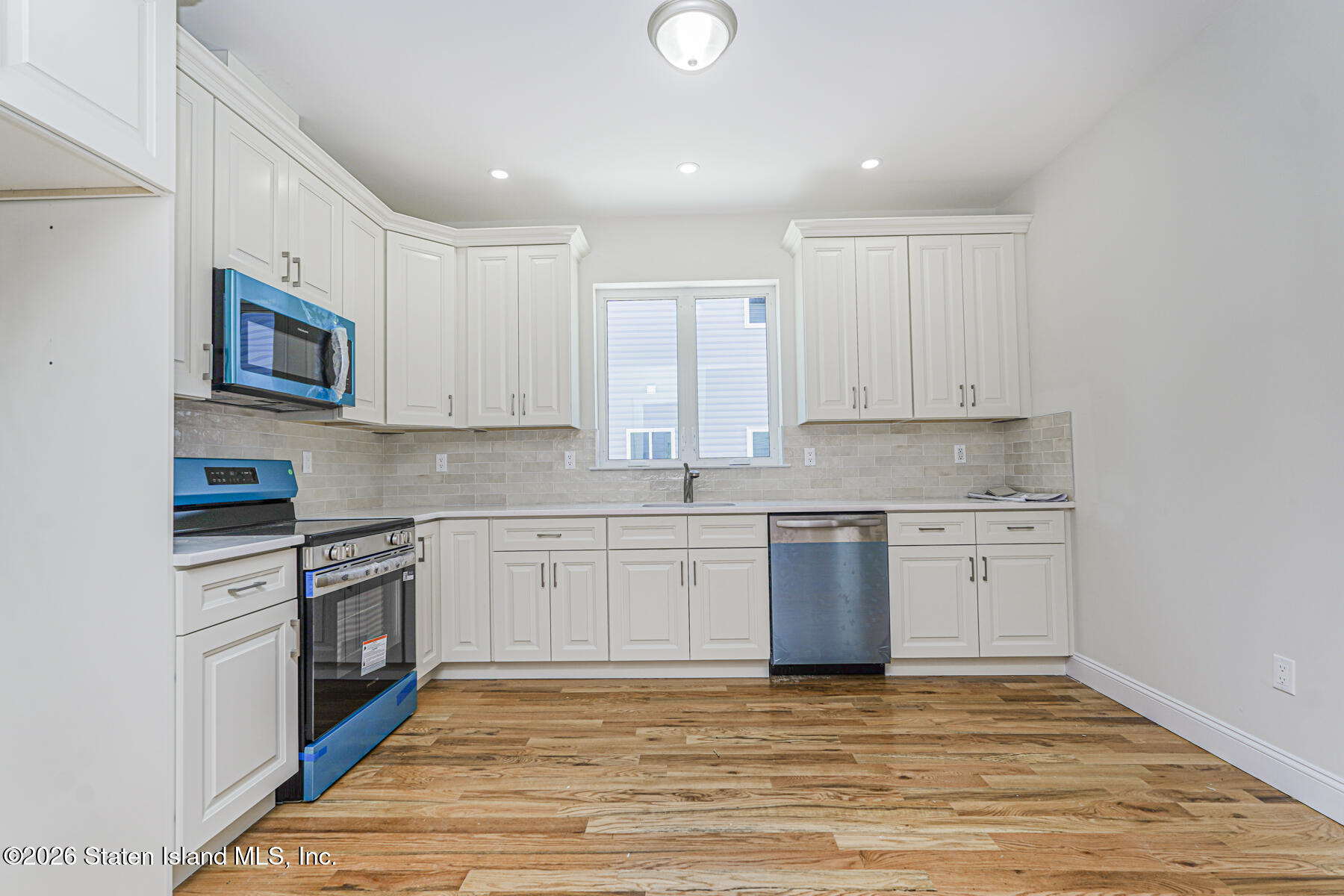 552 Drumgoole Road, Staten Island, NY, 10312 image 43