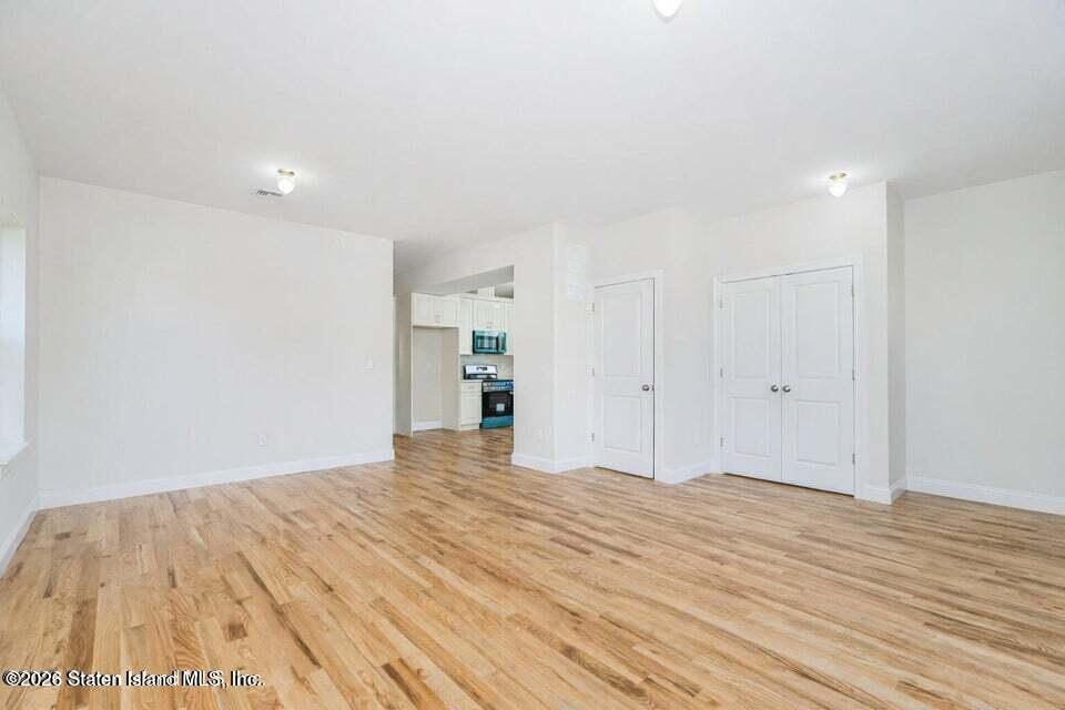 556 Drumgoole Road, Staten Island, NY, 10312 image 17