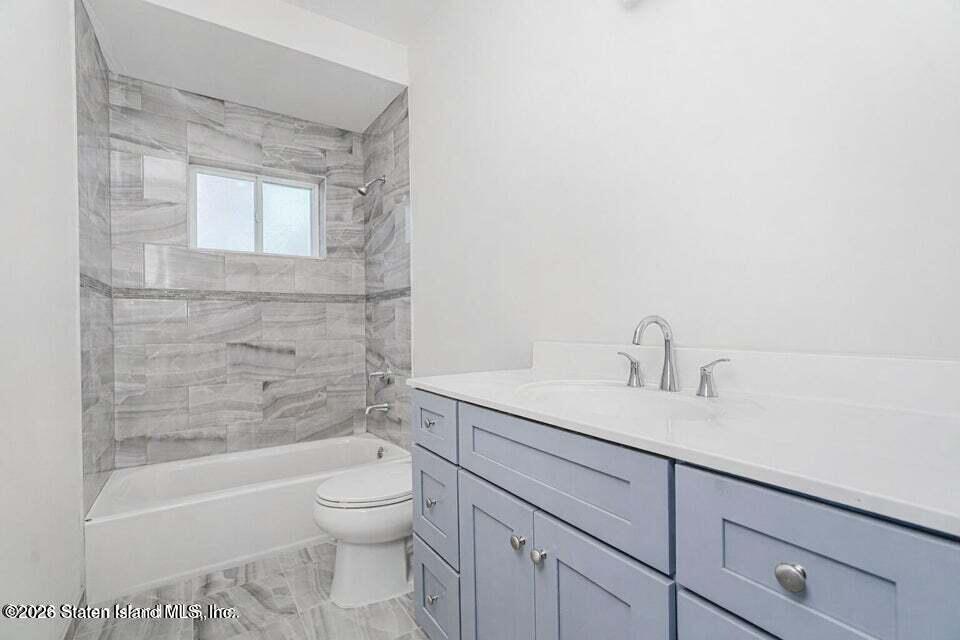 556 Drumgoole Road, Staten Island, NY, 10312 image 34