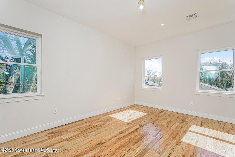 556 Drumgoole Road, Staten Island, NY, 10312 image 50