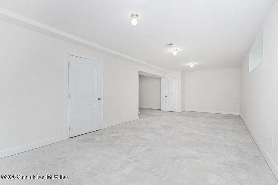 556 Drumgoole Road, Staten Island, NY, 10312 image 53