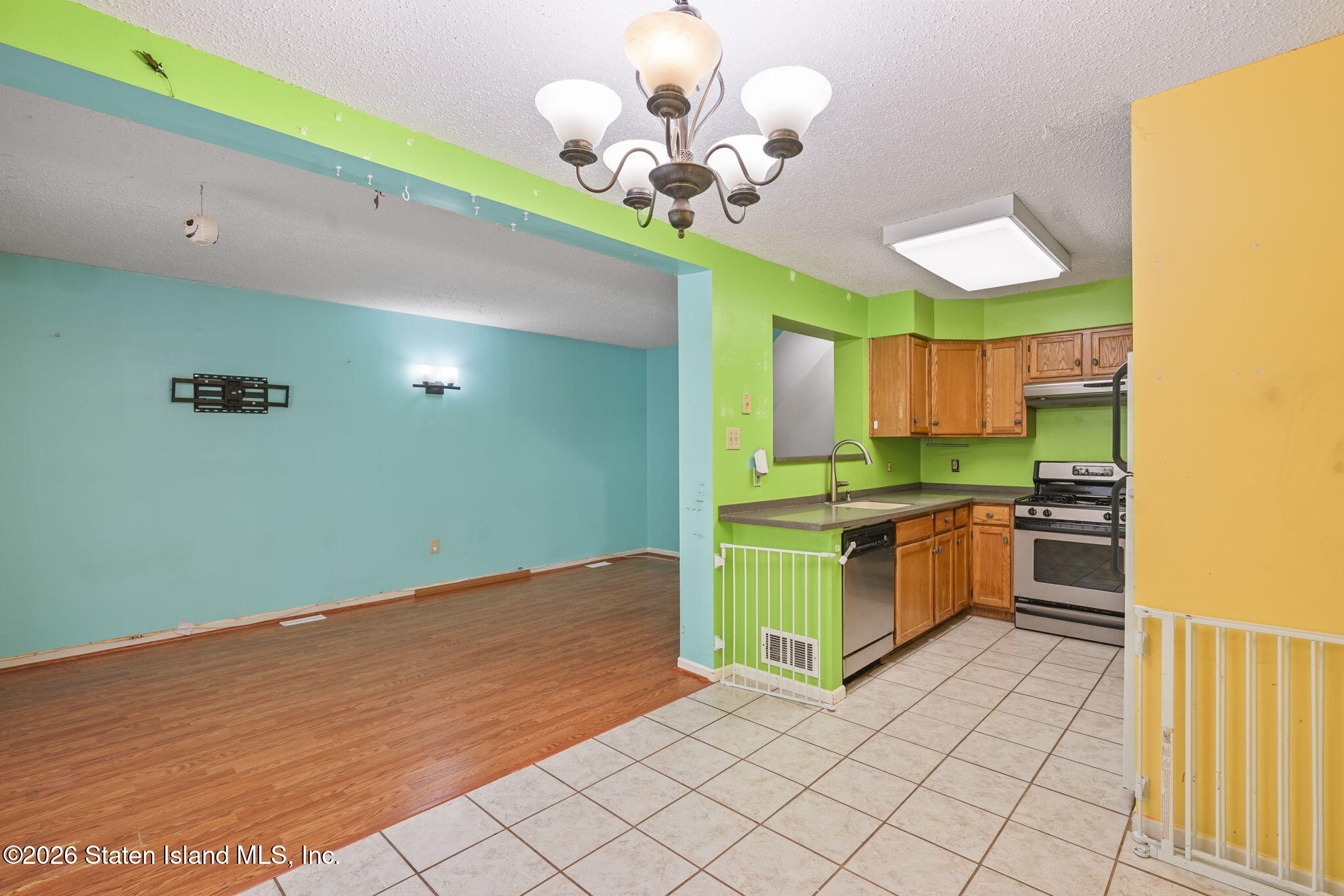 435 Ilyssa Way, Staten Island, NY, 10312 image 9