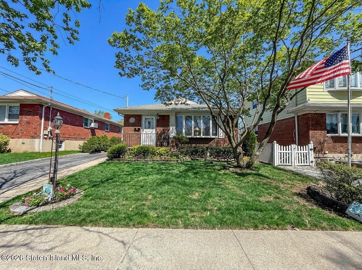 69 Reno Avenue Image 1