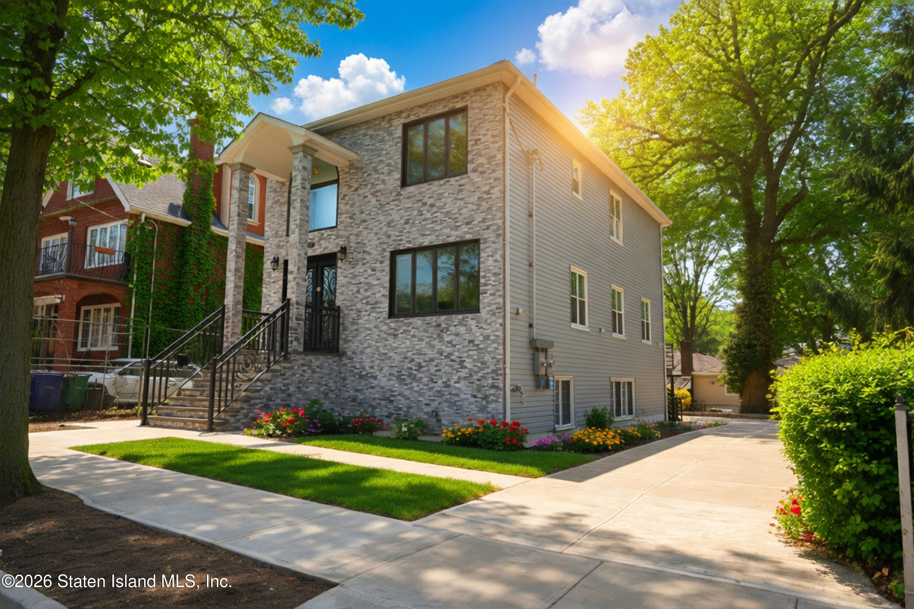 32 Remsen Street Image 2