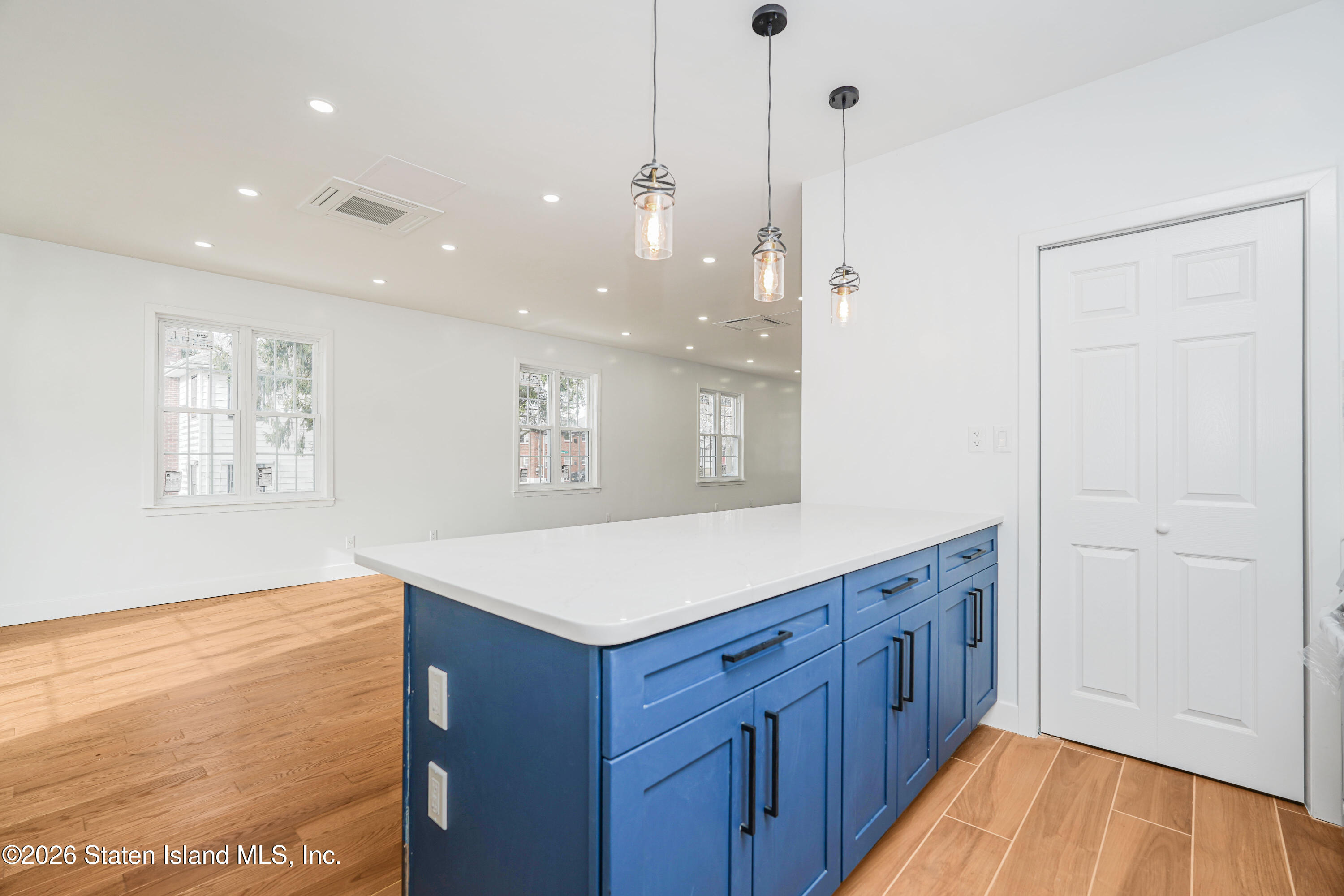 32 Remsen Street, Staten Island, NY, 10304 image 14
