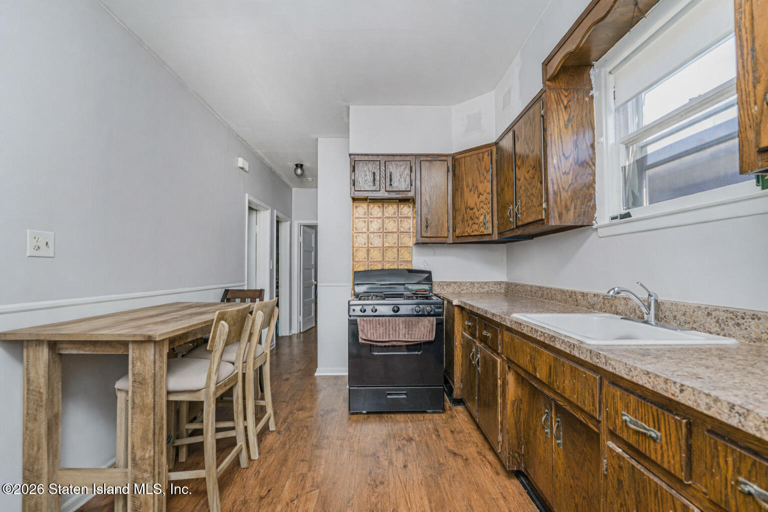 202 Dixon Avenue, Staten Island, NY, 10303 image 14