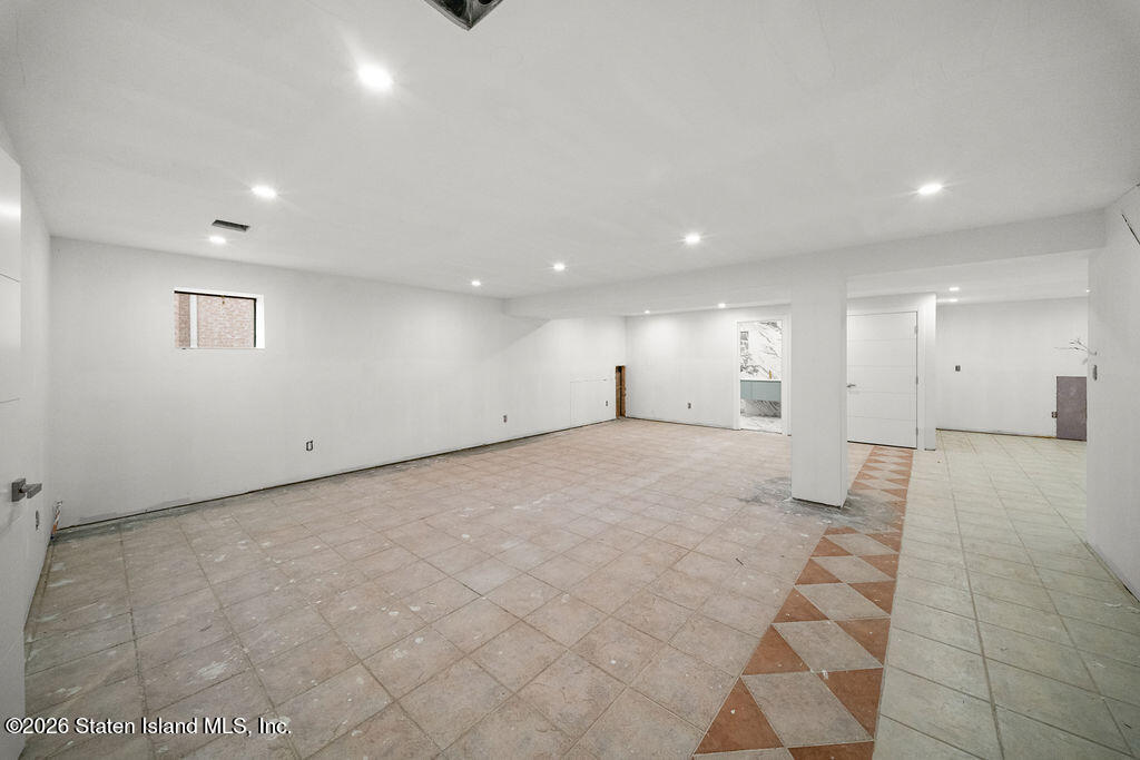 5 Nicolosi Drive, Staten Island, NY, 10312 image 67