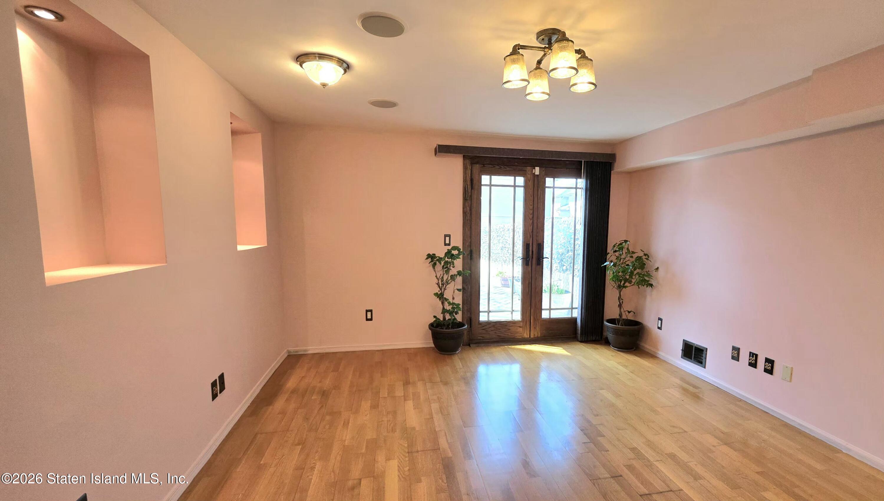 44 Cortelyou Avenue, Staten Island, NY, 10312 image 23