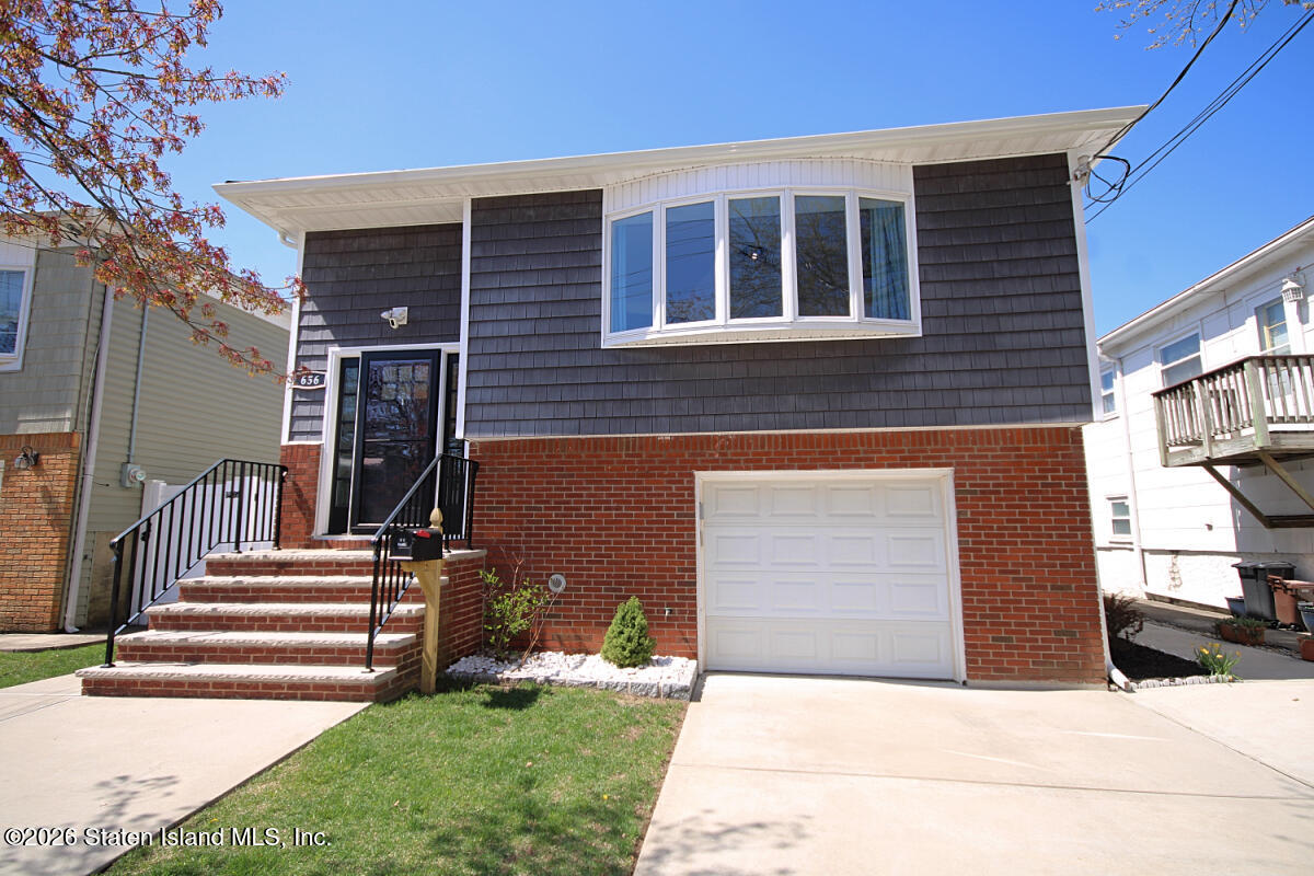 656 Craig Avenue Image 1