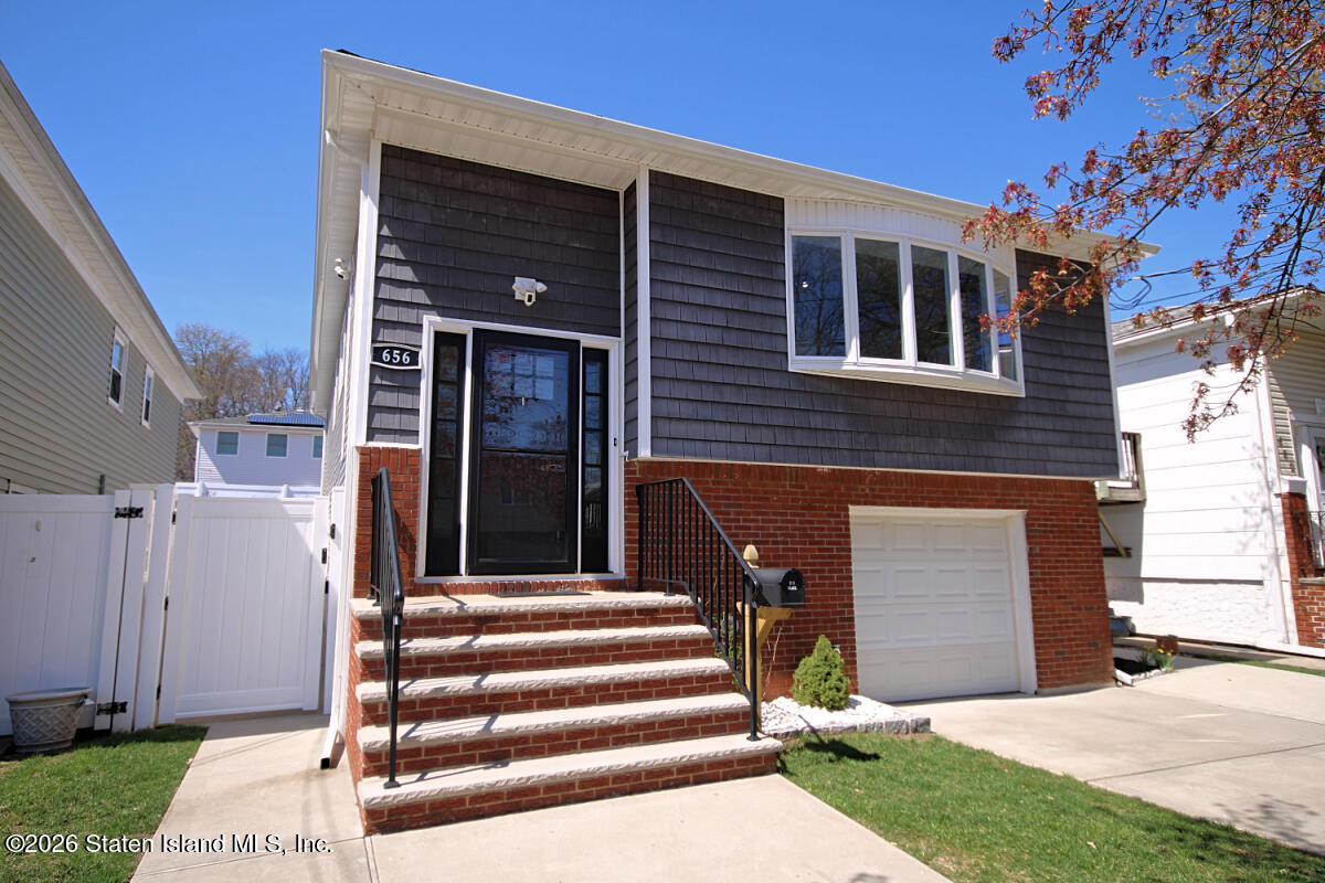 656 Craig Avenue Image 2