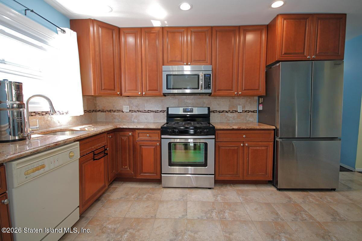 656 Craig Avenue, Staten Island, NY, 10307 image 7