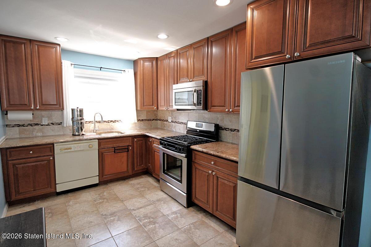 656 Craig Avenue, Staten Island, NY, 10307 image 9