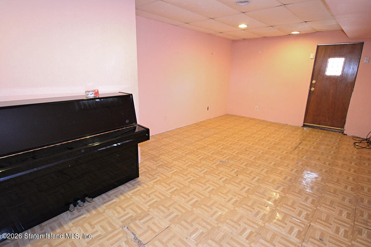 10 Berry Avenue, Staten Island, NY, 10312 image 16