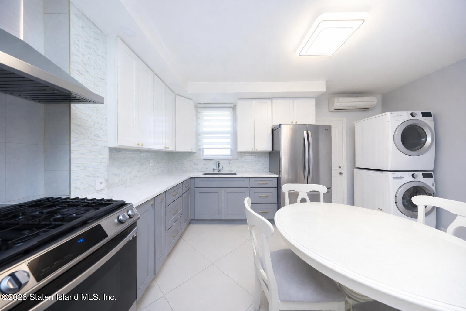 259 Bay 13th Street Image 3
