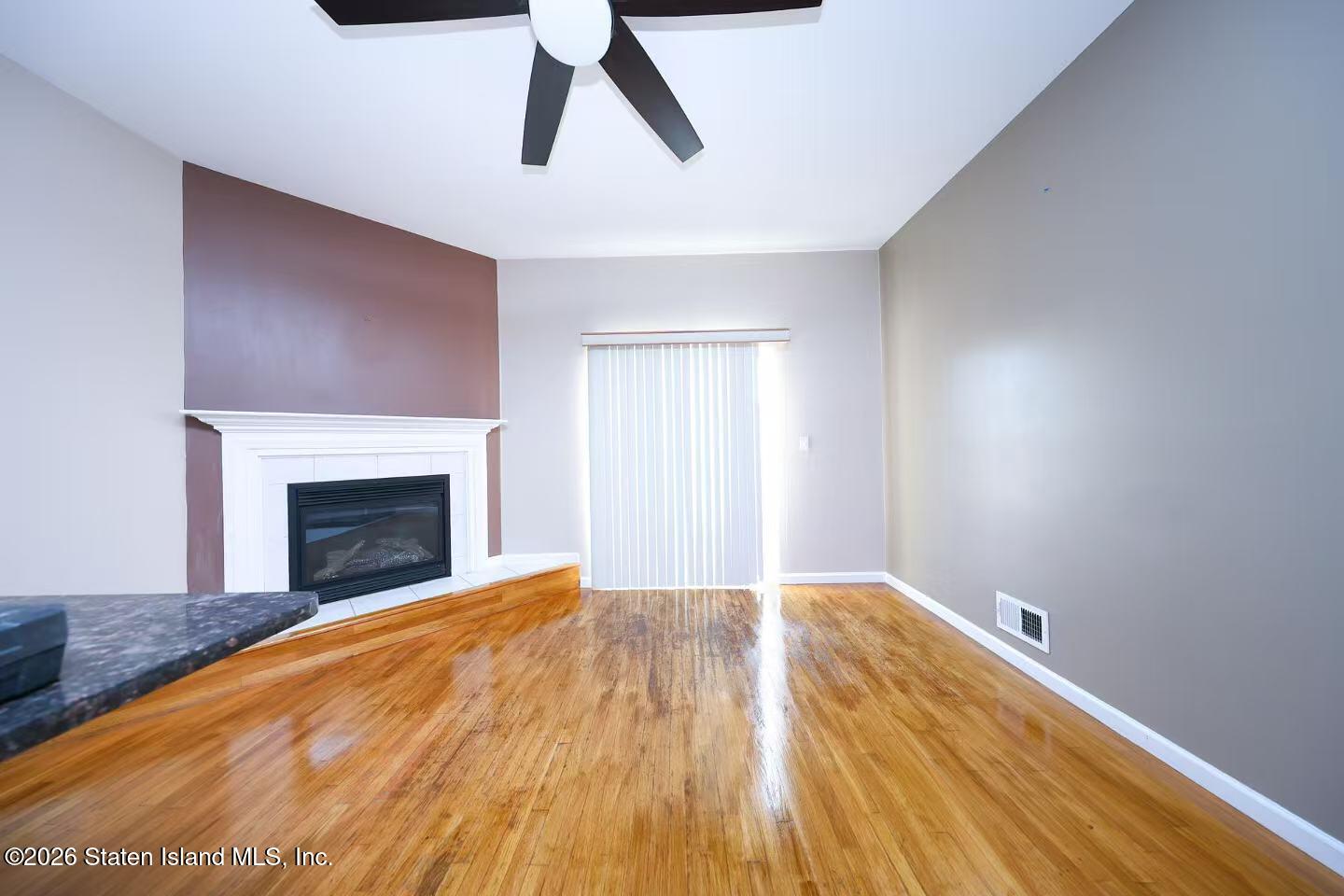 47 Churchill Avenue Image 4