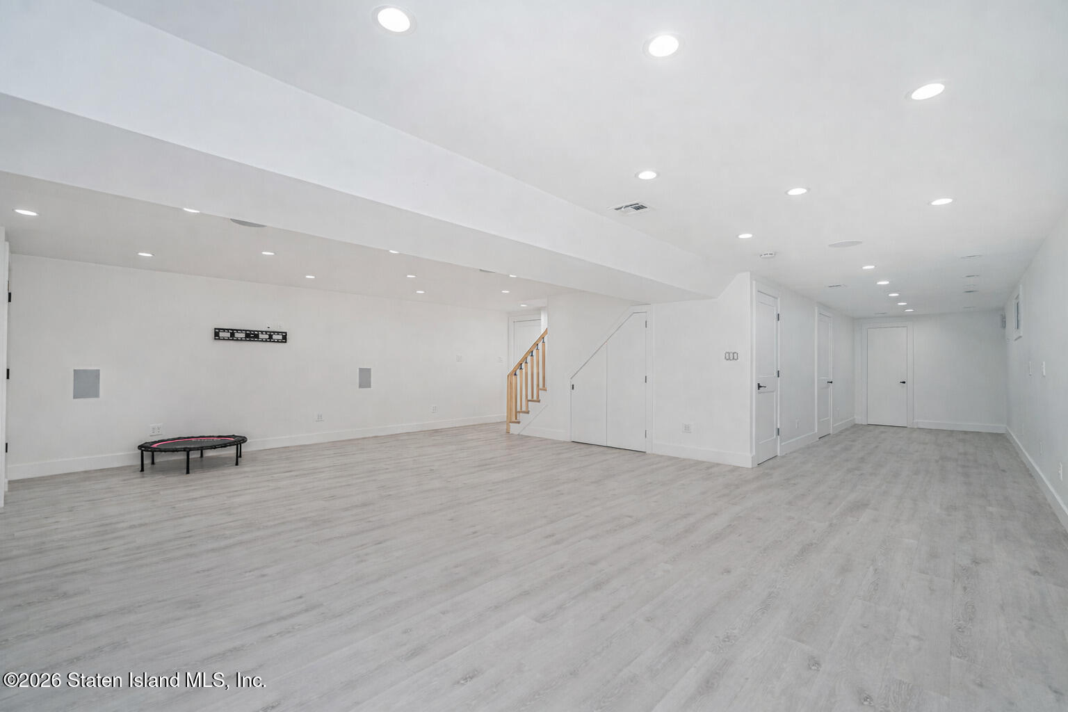 64 Jerome Avenue, Staten Island, NY, 10305 image 33