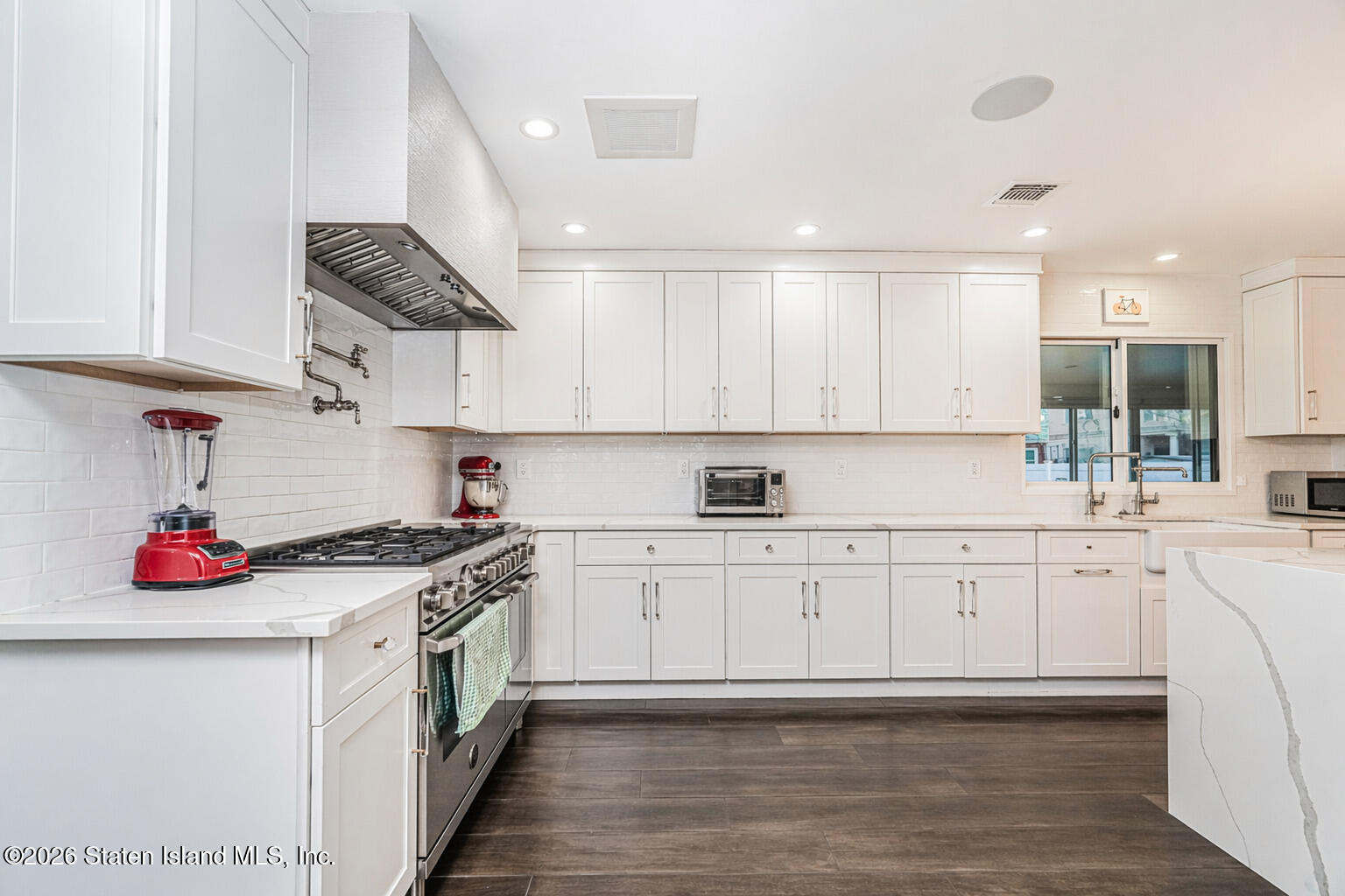 64 Jerome Avenue, Staten Island, NY, 10305 image 8